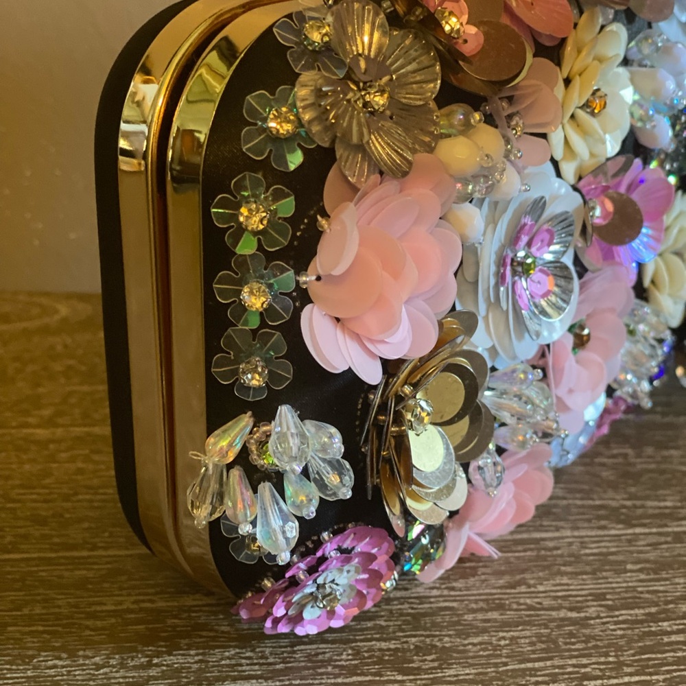 New Gorgeous Floral Clutch Box Bag Embellished - Picture 7 of 9